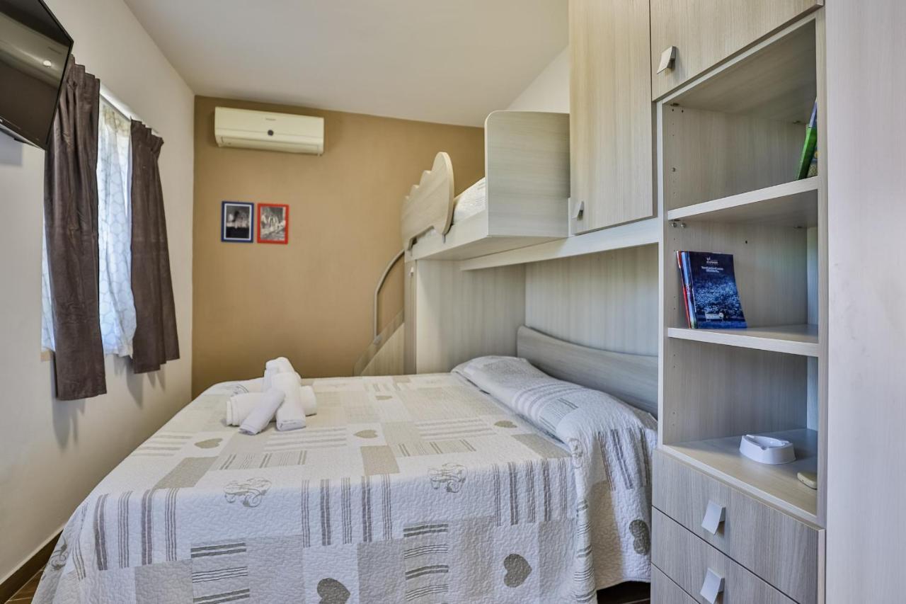 Il Pineto Paestum Food & Rooms Extérieur photo