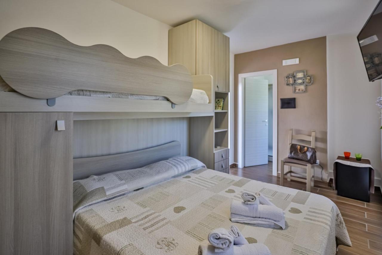 Il Pineto Paestum Food & Rooms Extérieur photo
