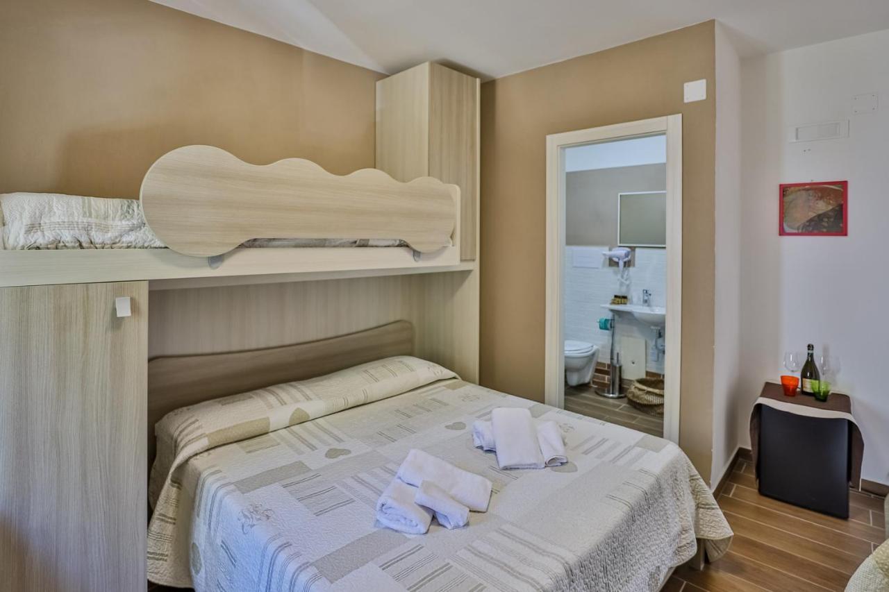 Il Pineto Paestum Food & Rooms Extérieur photo
